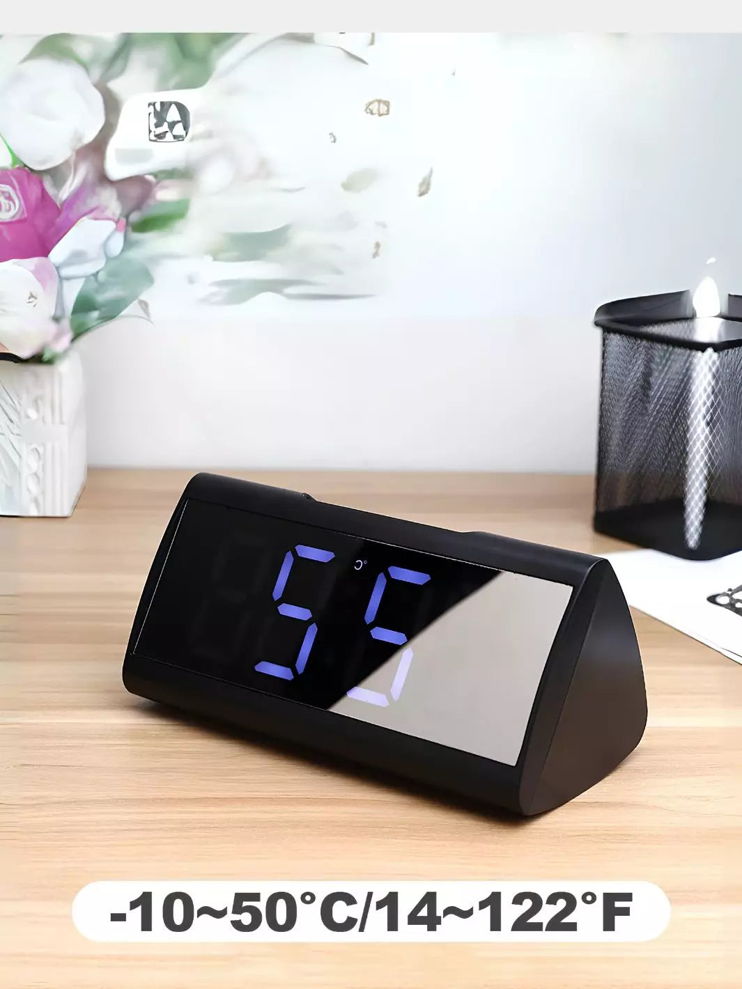 Réveil triangle LED à écran miroir