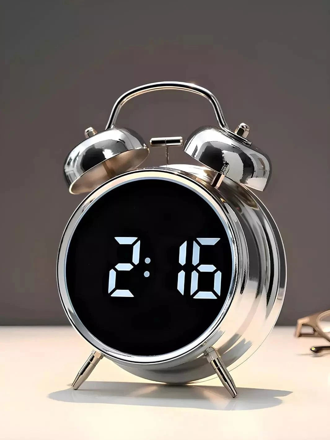 Réveil vintage digital Argent