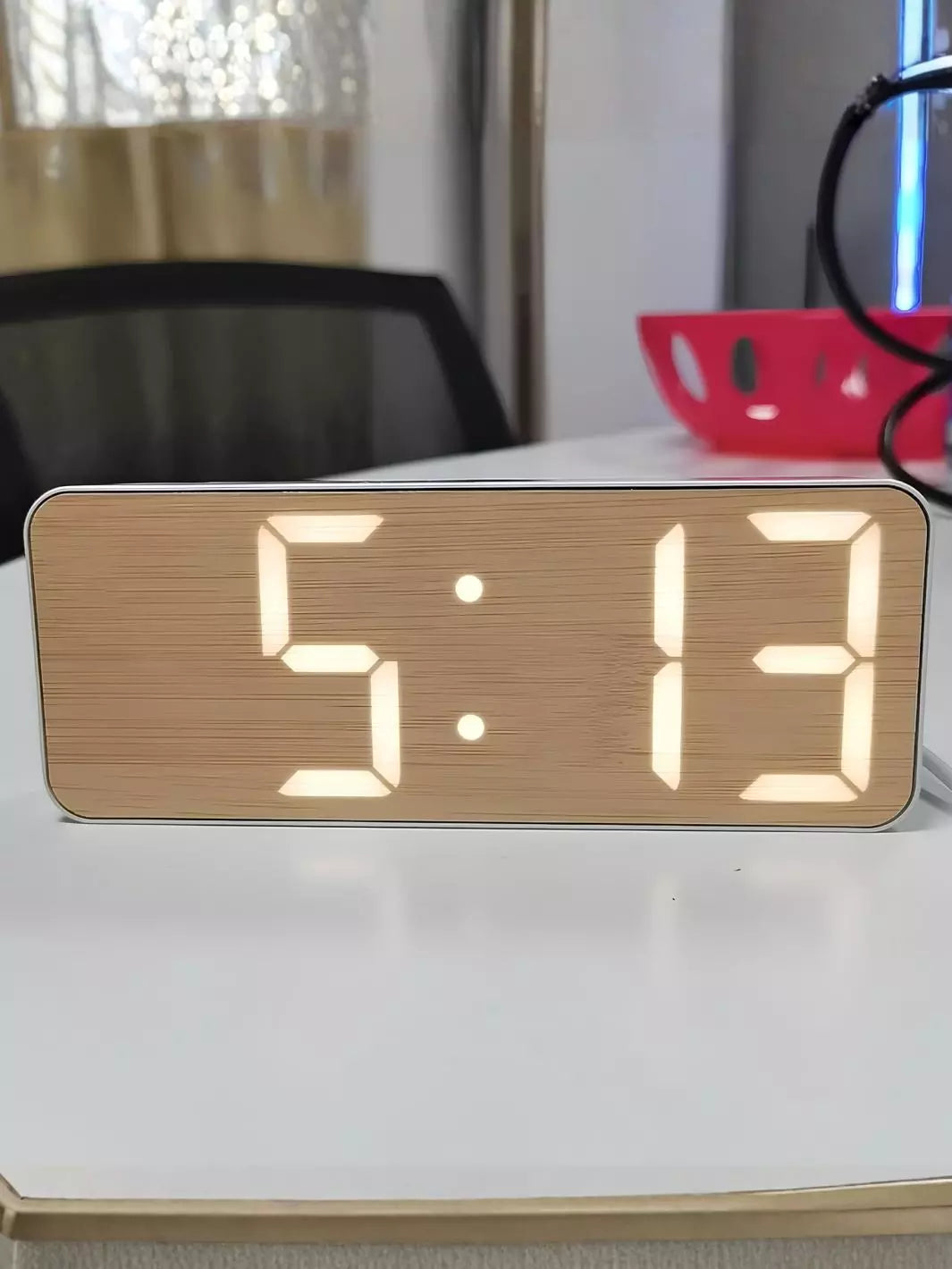 Réveil LED élégant